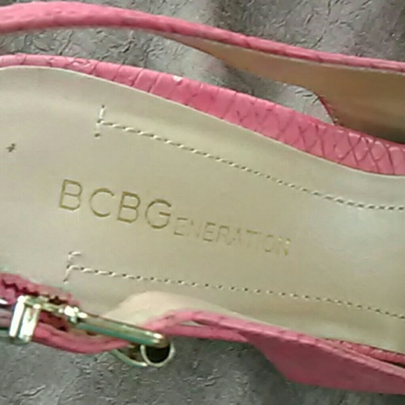 BCBG kitten heels - Picture 2 of 4